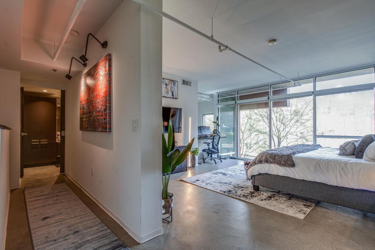 Luxe + Modern Johnny Cash Inspired Executive Condo Nashville Zewnętrze zdjęcie