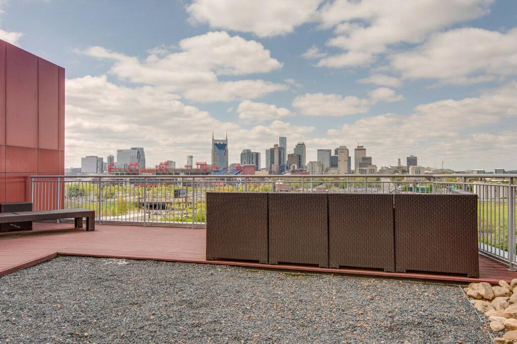 Luxe + Modern Johnny Cash Inspired Executive Condo Nashville Zewnętrze zdjęcie