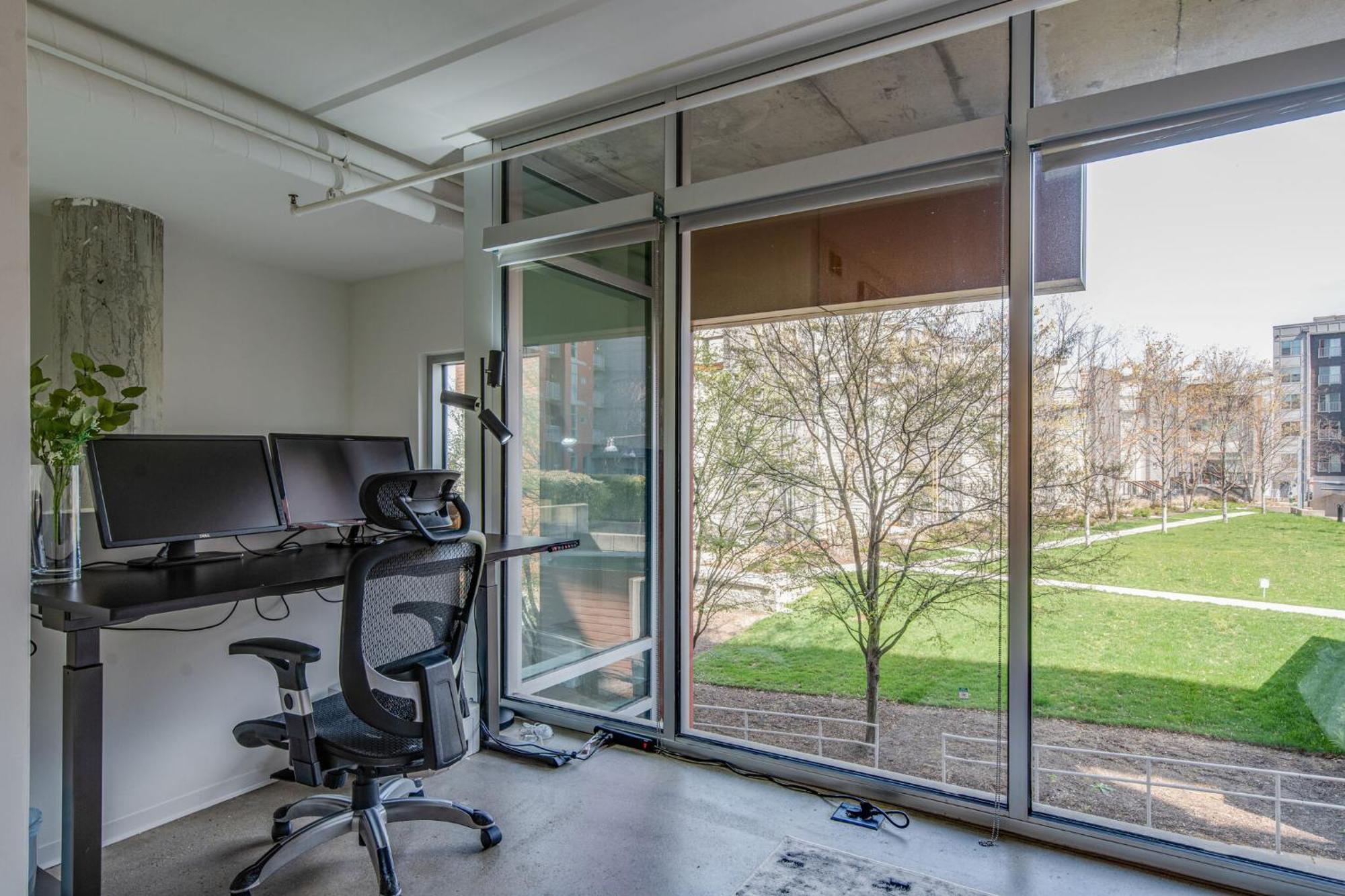 Luxe + Modern Johnny Cash Inspired Executive Condo Nashville Zewnętrze zdjęcie